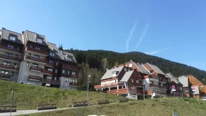 Superbe Studio Aux 7 Laux La Ferriere  ภายนอก รูปภาพ